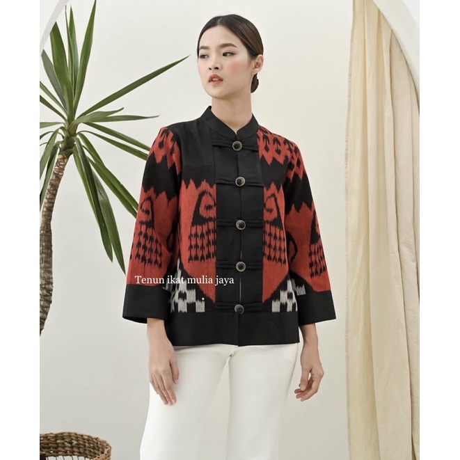 blouse kancing koin kerah shanghai atasan wanita batik tenun motif lombok merah