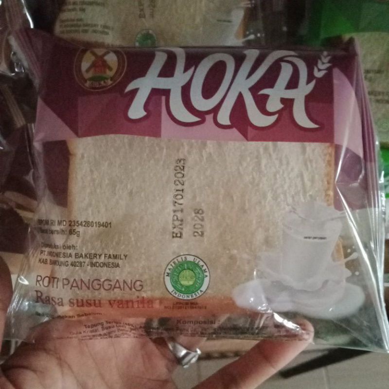 

Roti Aoka Rasa Susu Vanila 65 gram