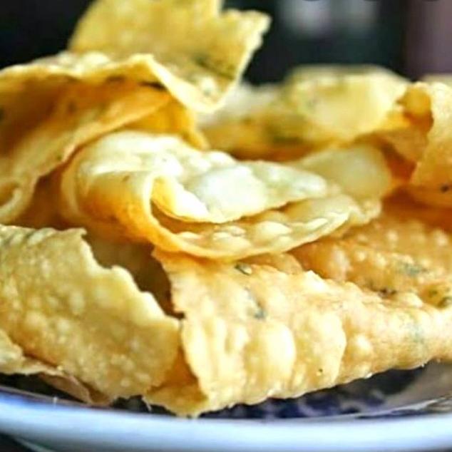 

KODEN3z3Y--Keripik Pangsit Bawang Renyah / Pangsit Bawang Gurih Enak 200g