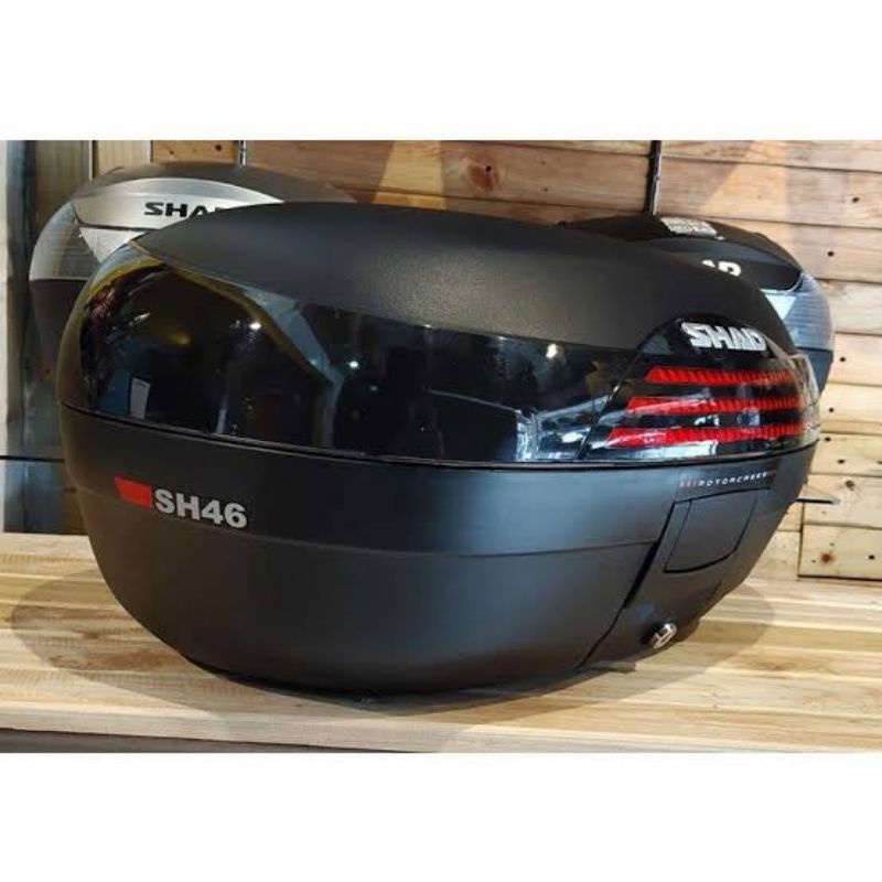 PAKETAN BOX SHAD 46 DAN BREKET BOX XMAX 250 PLUS SANDARAN