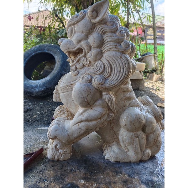 patung samsi/ singa kilin