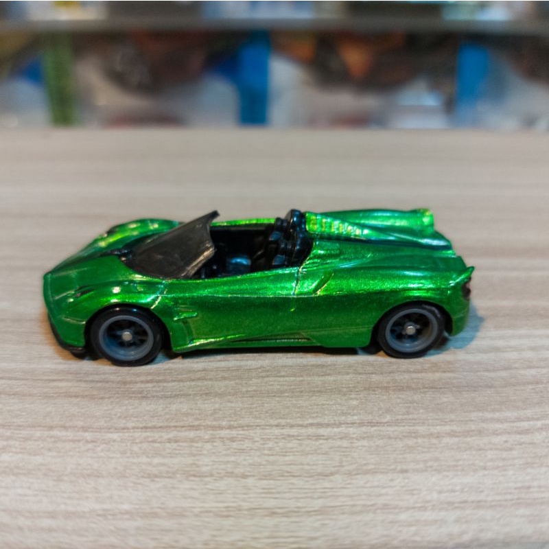 HOT WHEELS 17 PAGANI HUAYRA ROADSTER LOOSE - SUPER TREASURE HUNT - THS - STH