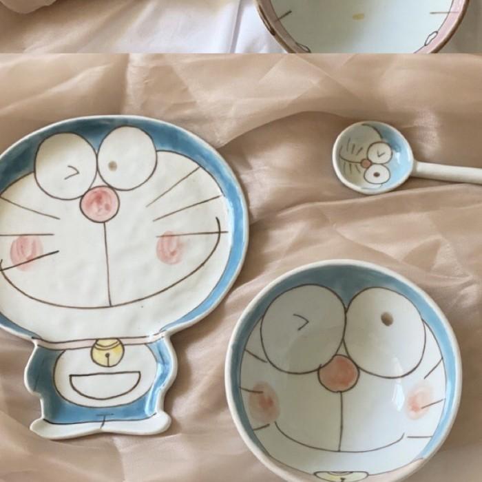 Cute Ceramic Plate Set Doraemon - Hellokitty / Set Piring Lucu Anak
