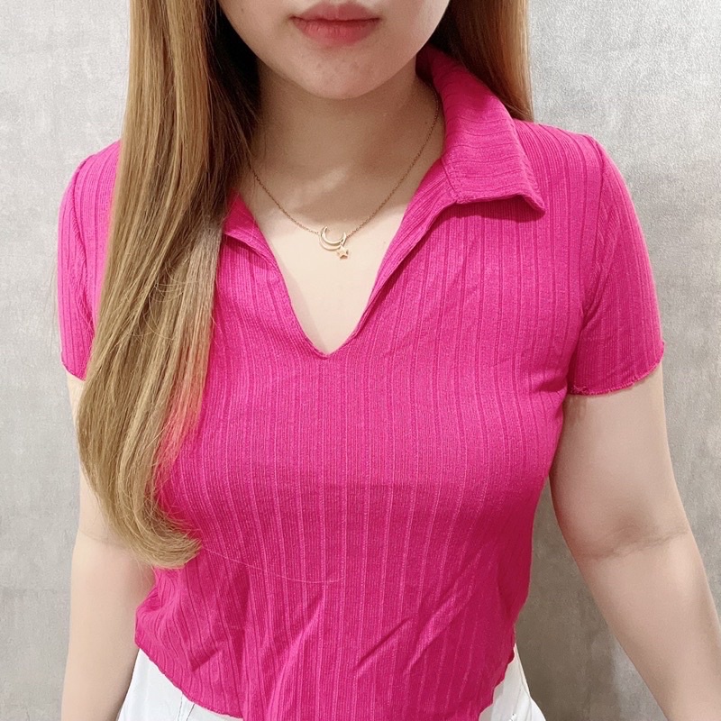 Atasan Top Crop Knit V-Neck Wanita