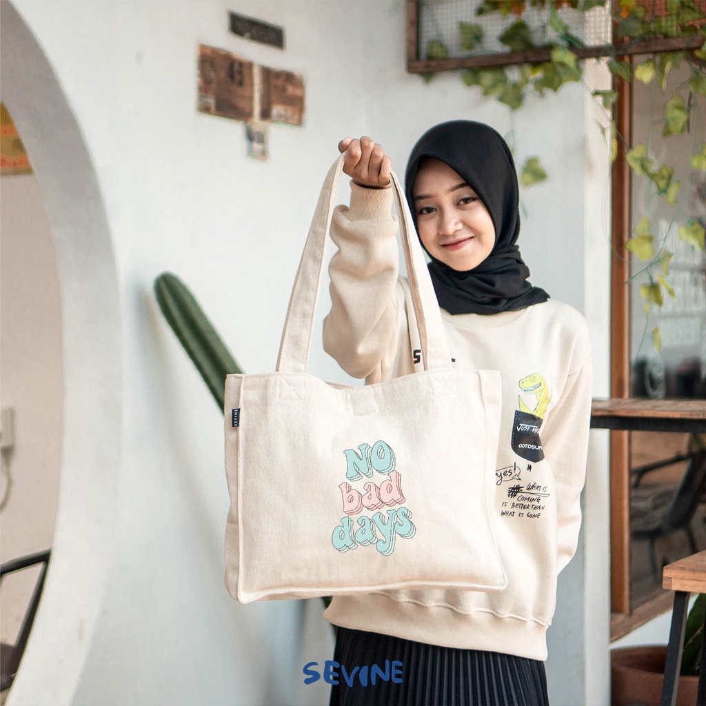 Sevine Totebag Kanvas Tas Wanita Tote Bag Kantong Laptop Kuliah Sekolah Kerja Quotes Aesthetic - KE