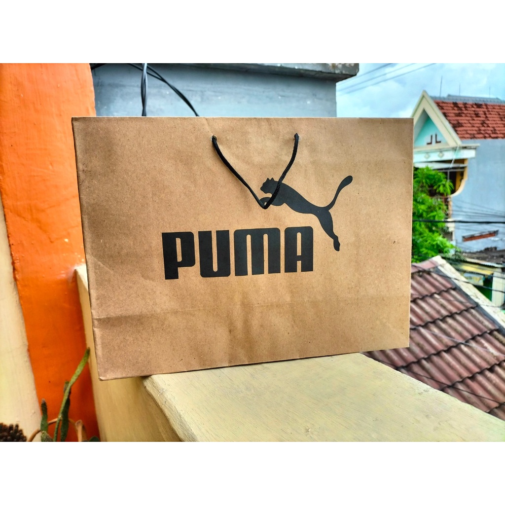 

PAPERBAG PUMA ORIGINAL KANTONG BUNGKUS SNEAKER SEPATU BAJU TERMURAH KADO HADIAH RINGAN SIMPLE