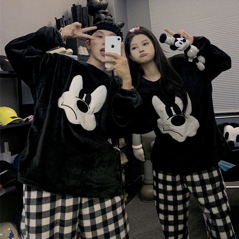 Pasangan piyama musim gugur dan musim dingin bulu karang pria dan wanita musim dingin kartun Mickey