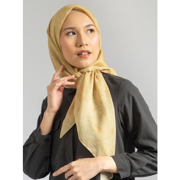 MONOGRAM SCARF BY KAMI KAMIIDEA