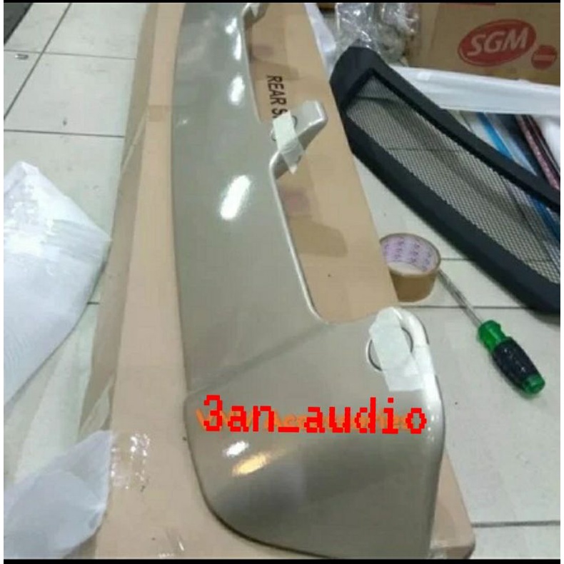Spoiler Topi belakang Toyota Kijang 2000 ON 2003