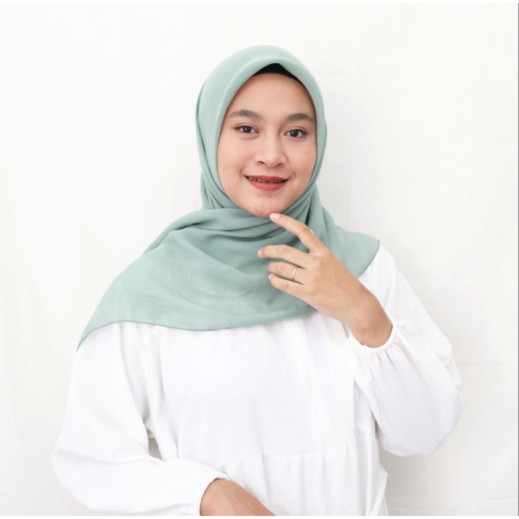 HARGA TERMURAH JILBAB BELLA SQUARE SEGI EMPAT / HIJAB BELLA SQUARE TERBARU WARNA TERLENGKAP-Sage Green