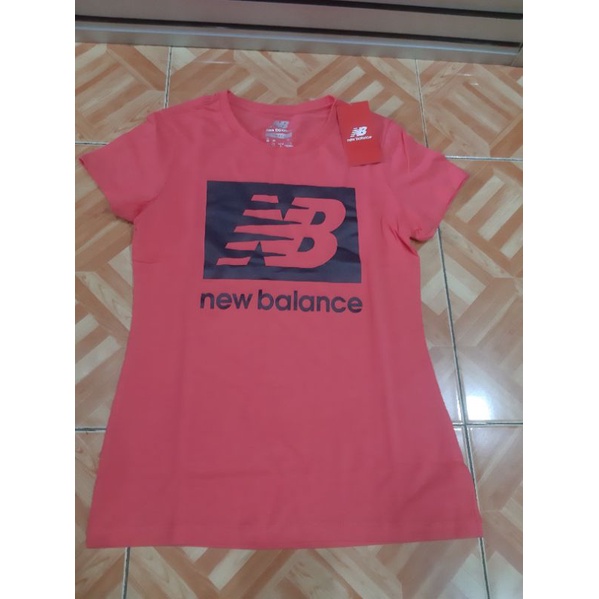 Kaos New Balance Logo Tshirt Pink Women