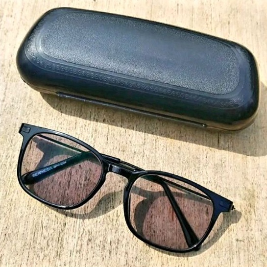 KACAMATA PHOTOCROMIC ANTI RADIASI MURAH PRIA WANITA TERBARU