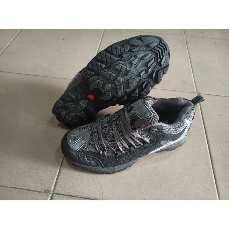 sepatu gunung cotima second size 38