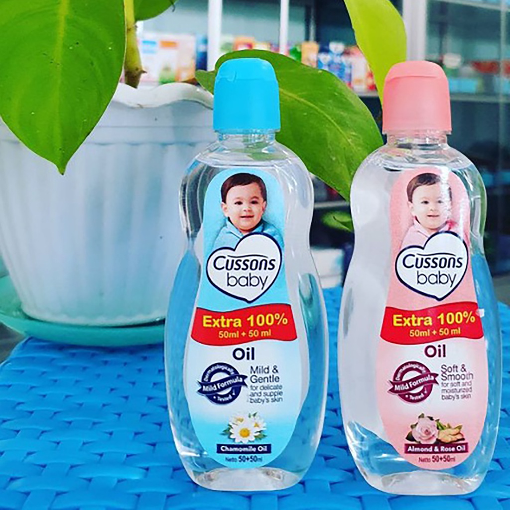 Cussons Baby Oil Minyak Pijat Bayi Perawatan Kulit Bayi