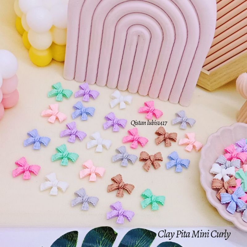 Clay Pita Mini Curly