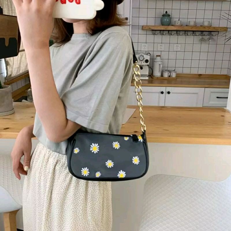 Shoulder Bag Tas Vintage bunga Rante besi Tas shoulder bag wanita vintage Daisy