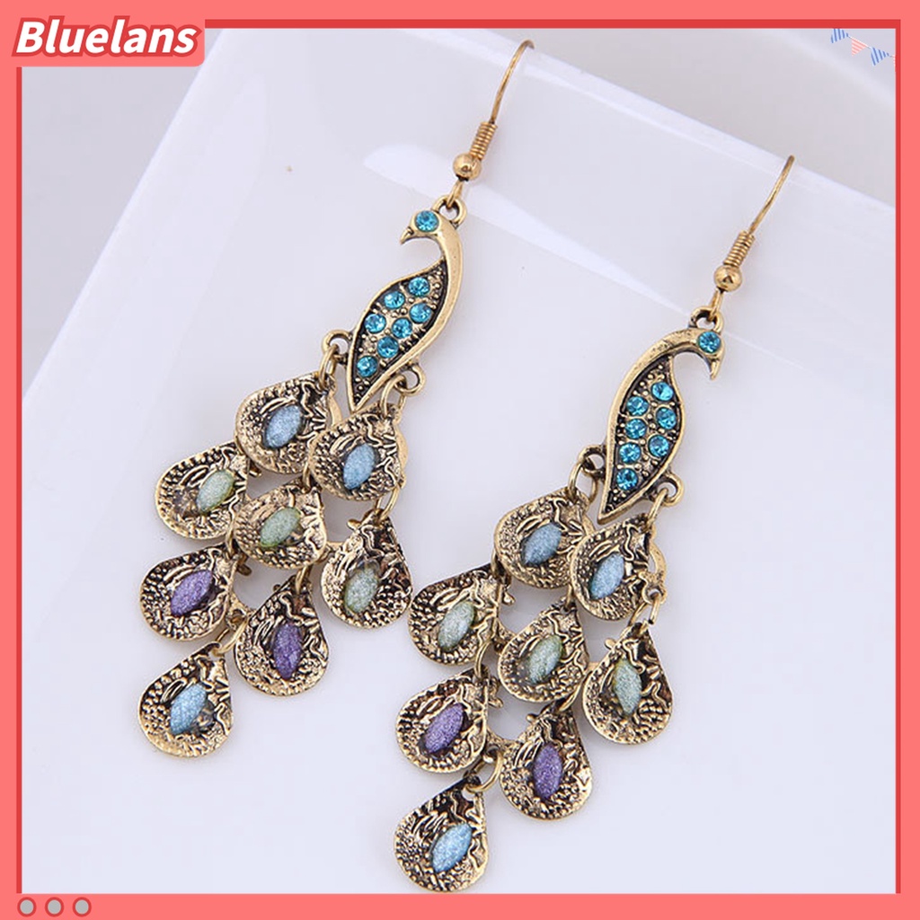 1 Pasang Anting Juntai Liontin Merak Aksen Berlian Imitasi Biru Gaya Vintage Untuk Kencan
