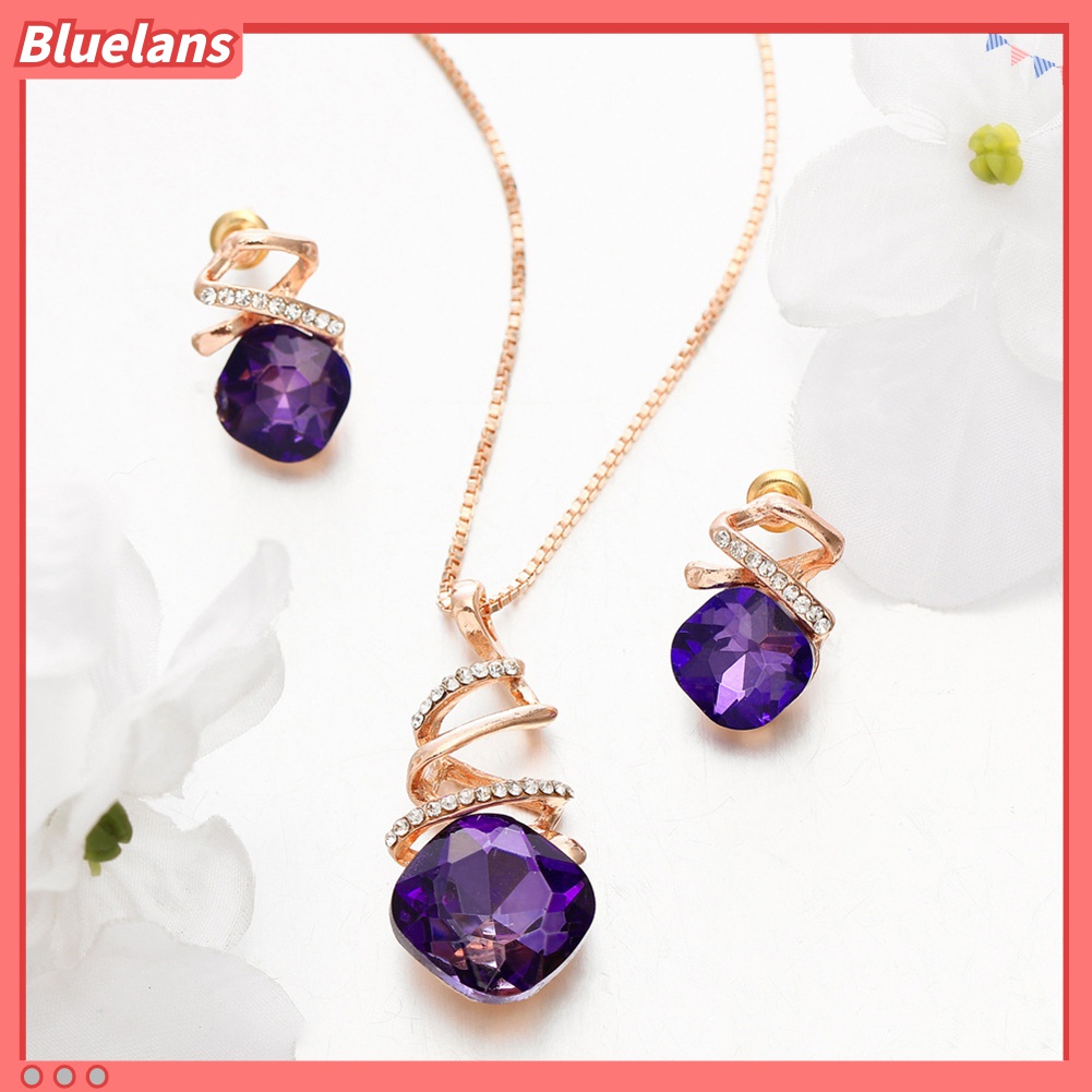 Set Perhiasan Kalung Anting Stud Berlian Imitasi Bentuk Persegi Spiral Untuk Pesta Pernikahan
