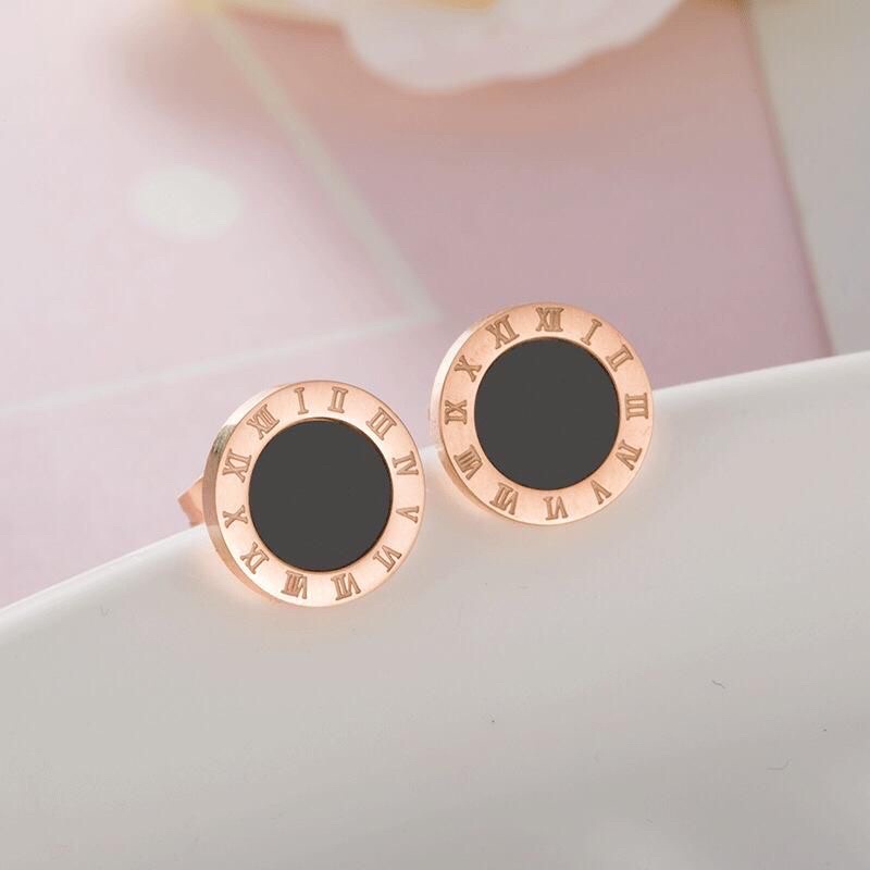 Anting Titanium Tusuk Black Square Trending Elegan Korea Style