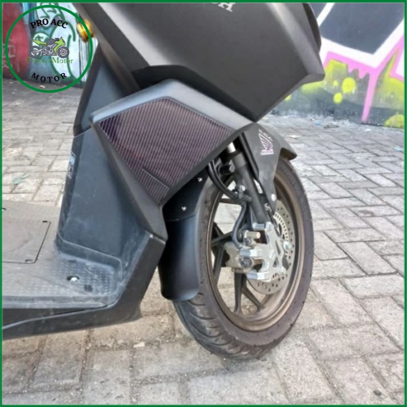 Sambungan spakbor depan VARIO 160 PNP (pro acc motor)