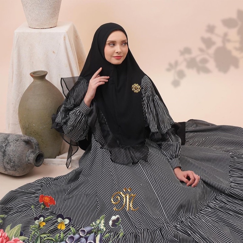 MAGDARA ALESSANDRA KHIMAR