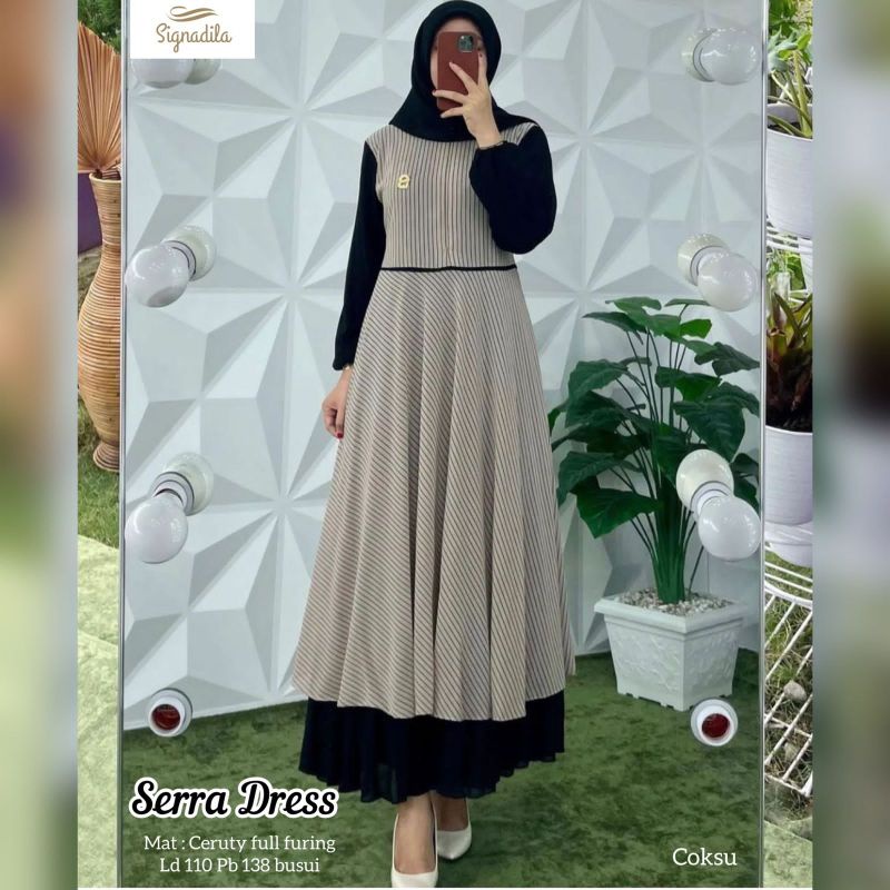 SERRA DRESS by Signadila