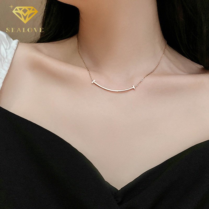 Kalung titanium wanita anti karat Senyum liontin Korea perhiasan titanium asli