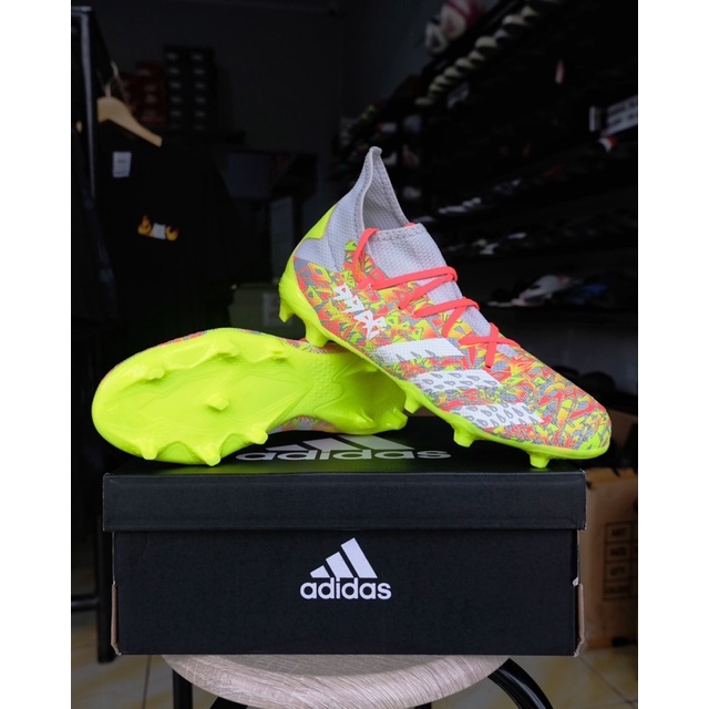 Sepatu Bola Adidas Predator Freak.3 IN - Grey Yellow FY6531 Original BNIB