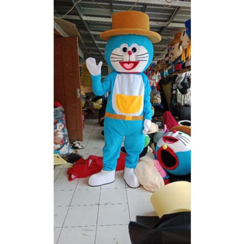 kostum badut Doraemon