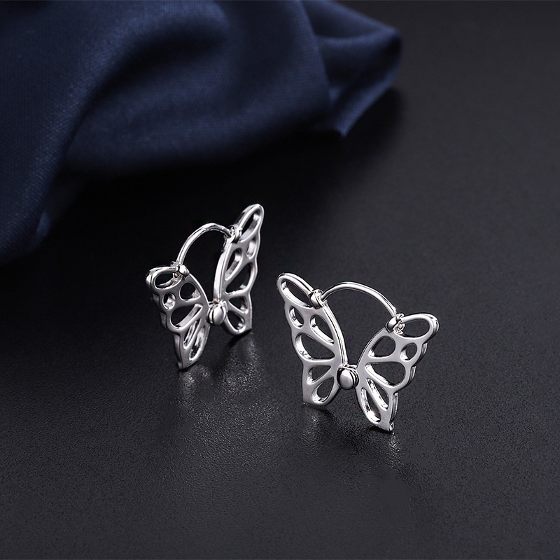 Roselife 1 Pasang Anting Tusuk Gantung Wanita Desain Kupu-Kupu Hollow Warna Silver Gaya Korea Untuk Pernikahan