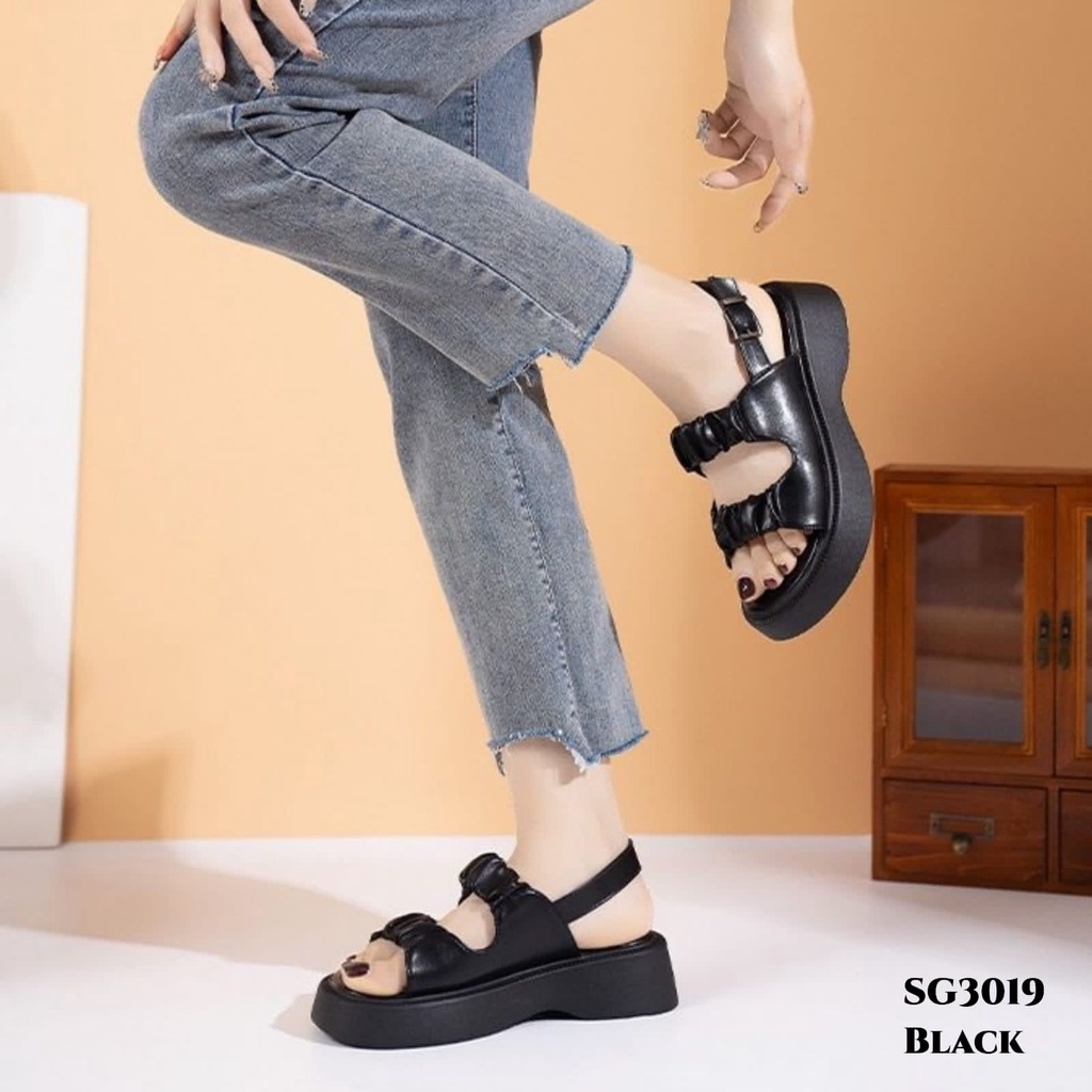 GW Sandal Gunung Fashion Korea SG3019
