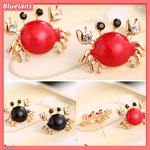 Anting Stud Desain Kepiting Laut Aksen Berlian Imitasi Bahan Alloy Warna Emas Untuk Wanita