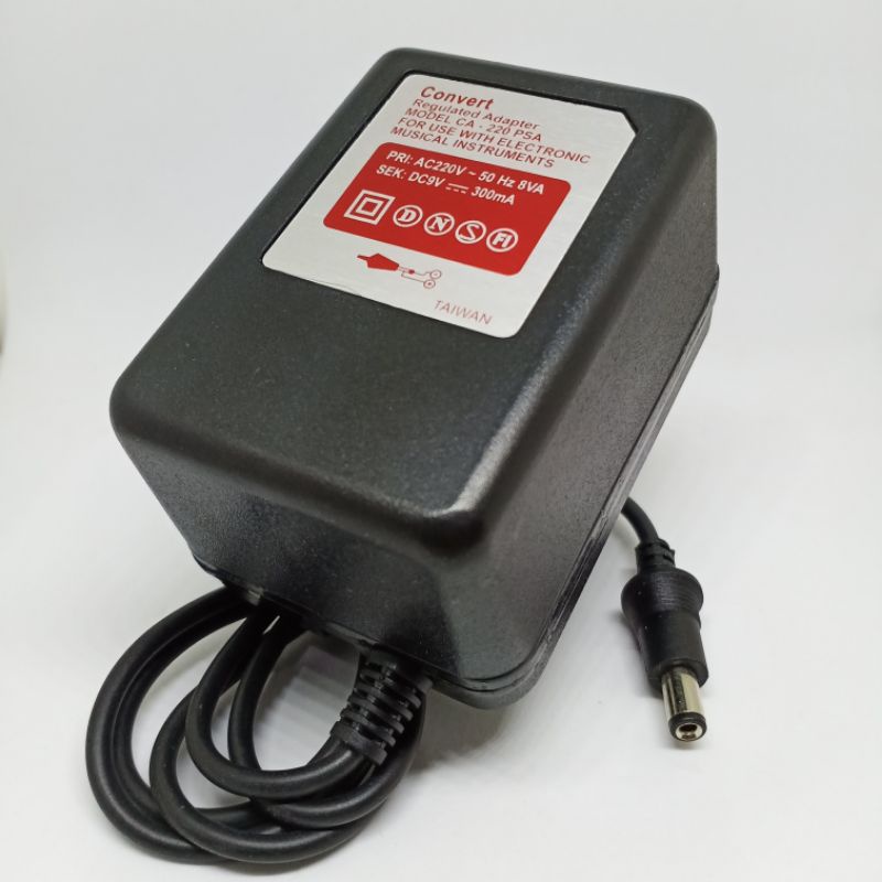Regulated Adaptor CONVERT 9 Volt 300 mA Made In Taiwan For Effect Guitar