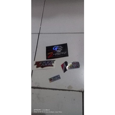 

sticker hologram isi 4