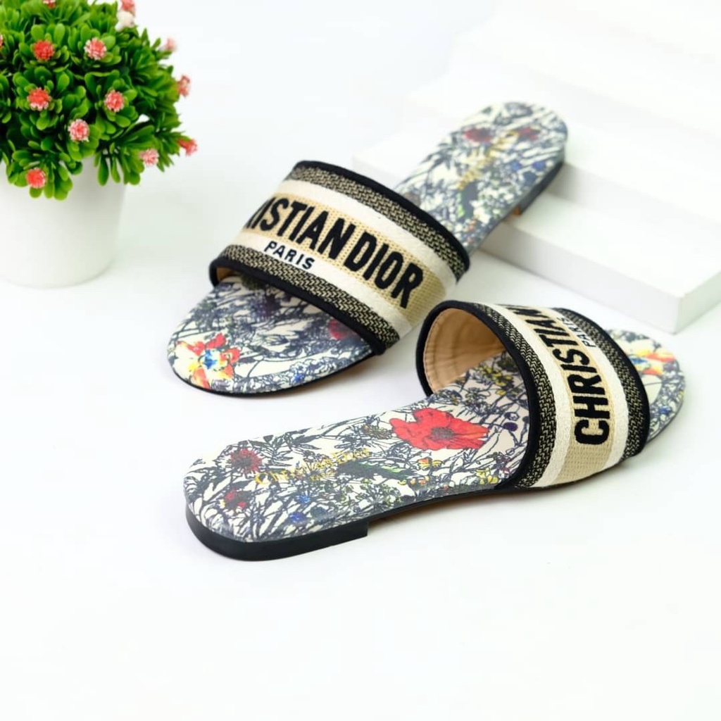 [7.7 Boombastis Sale⚡] - SANDAL WANITA DS08 CHRISTIAN DR DWAY SLIDE SENDAL PREMIUM IMPORT