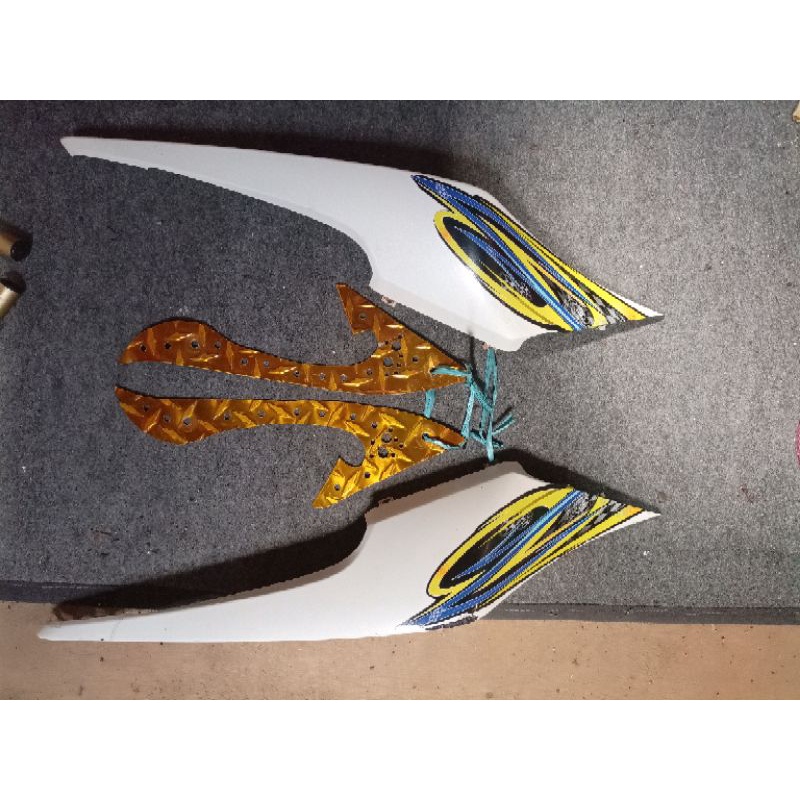 bodi & pemanis tangki cb150r old