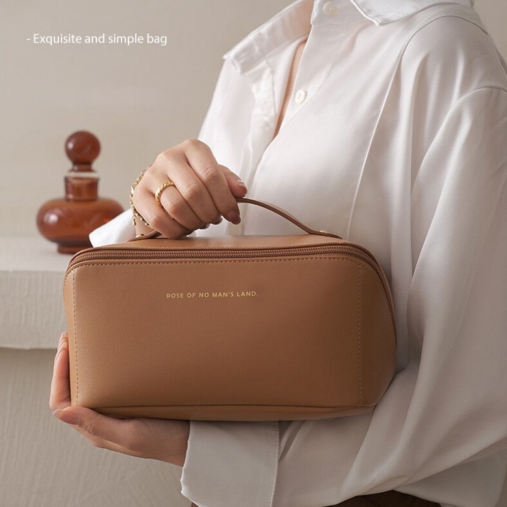 POUCH Cosmetic Bag Tas Kosmetik PU Women Travel Make Up Organizer Bag Pouch For Makeup Portable