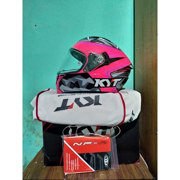 Helm KYT NFR ESPARGARO FUXIA second