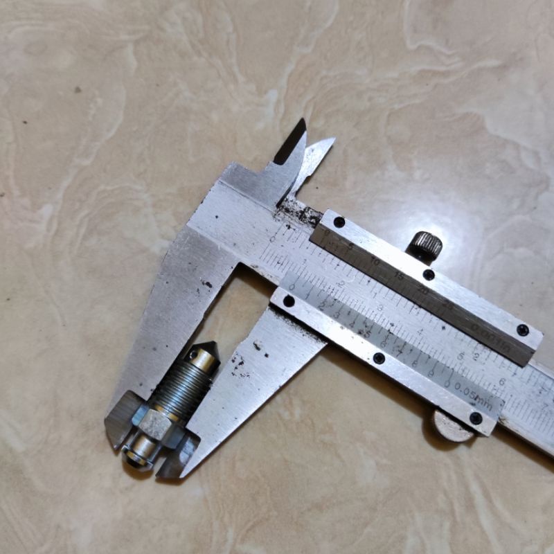 Nepel Kaliper Baut Buang Minyak Angin Rem M10 10mm Pembuangan
