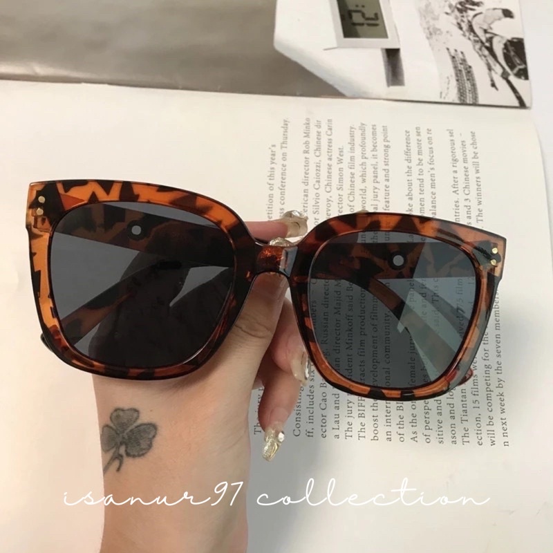 𝗜𝗦𝗔𝗡𝗨𝗥𝟵𝟳 Kacamata Kotak Korean Fashion Kacamata Hitam Leopard Trendy Frame Tebal