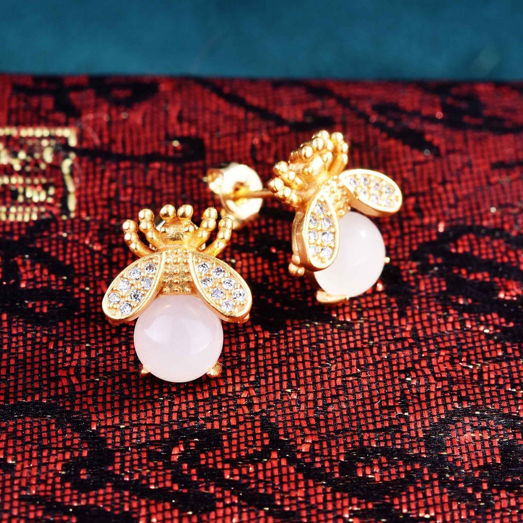 Anting Emas Asli Kadar 375 Goldkingdom Anting Fashion 24K Anting Bangkok Ready Anting Lebah Kecil Imitasi Alami Hetian Anting Giok Perempuan Musim Panas Niche Berlapis Metode Kuno Anting Emas Asli Kadar 375 Gadis Manis Anting Burung Hantu