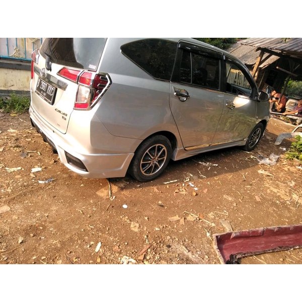 Bodykit dahiatsu sigra model belakng yaris