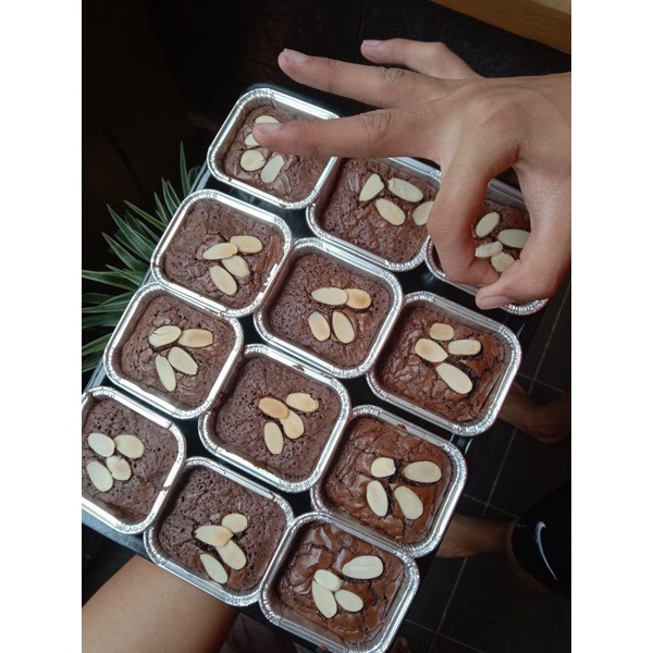 

Brownies Personal Size Isi 12 pcs