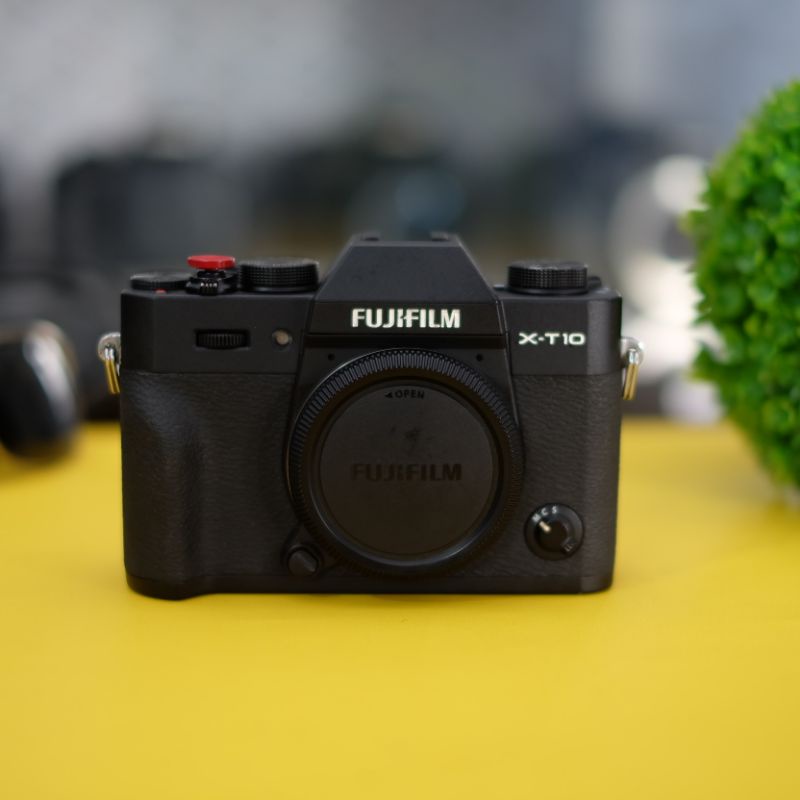 FUJIFILM XT10 BO Body Only Kamera Mirrorless -Tanpa Lensa - Garansi