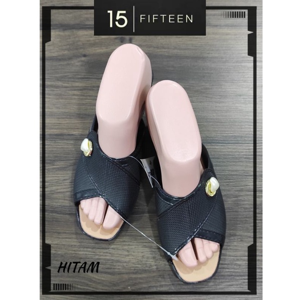 15 SHOP --- Collin ---Sandal Wanita Slip On Sandal Peep Toe Tinggi 4 cm - J1539