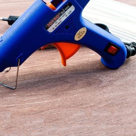 

Joyko Glue Gun Lem Tembak GG-850 plus Refill isi 6pcs