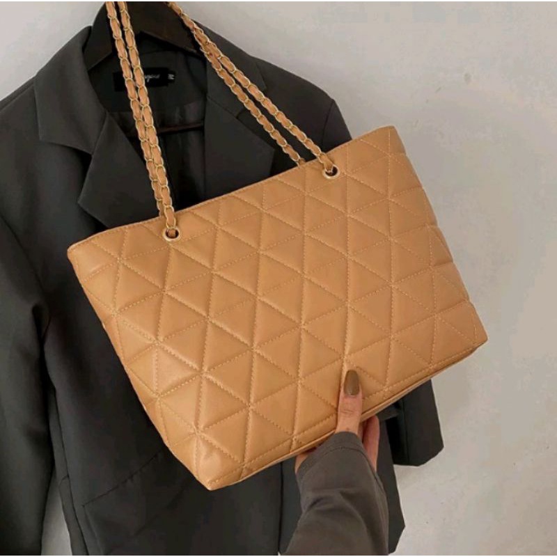 tas selempang wanita lucinta