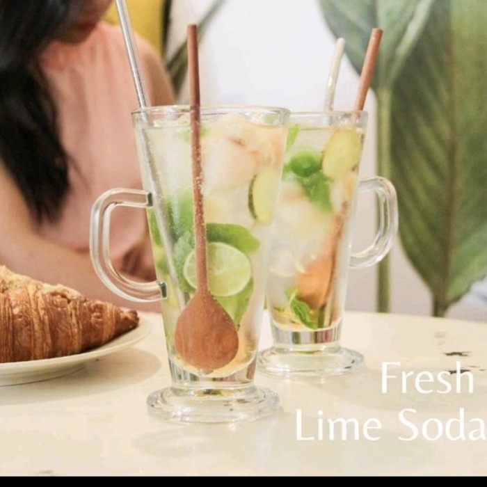 Gelas Kaca Tinggi Kopi Latte Cafe Gagang HELINSKI Pressed Tumbler