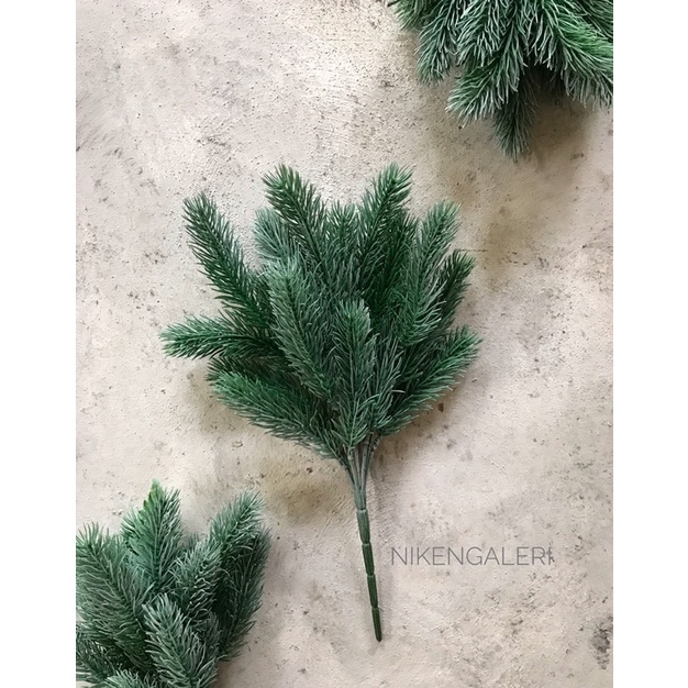 CEMARA BUKET ARTIFICIAL - CEMARA PLASTIK DEKORASI