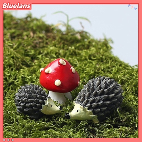 3 pcs/Set Miniatur Landak dan Jamur Polkadot Merah Berbahan Resin untuk Lanskap Taman Lumut